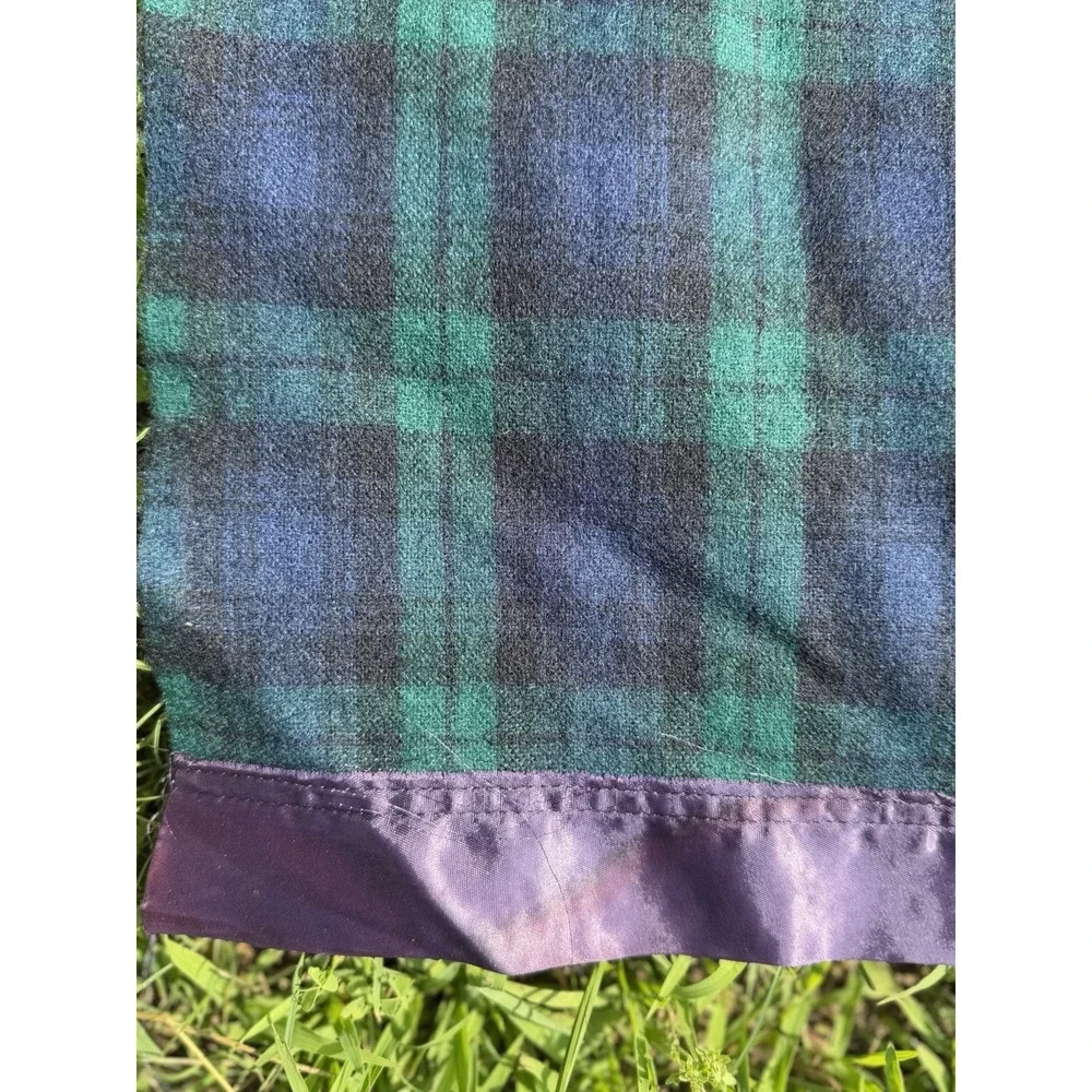 Vintage Satin Trim Amana Wool  Blanket 50X76